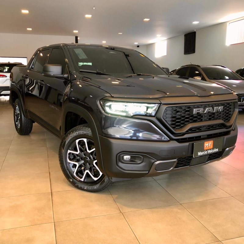Produto rampage-rebel--4x4-automatica-2024-cinza