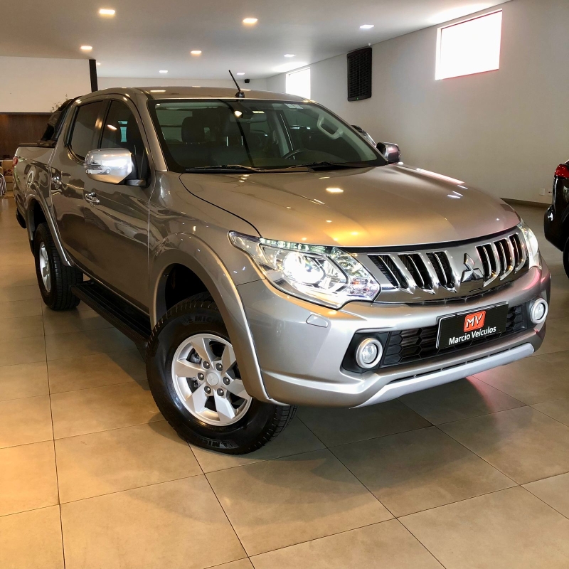 Produto triton--sport-24-hpe-top-4x4-automatica-20172017